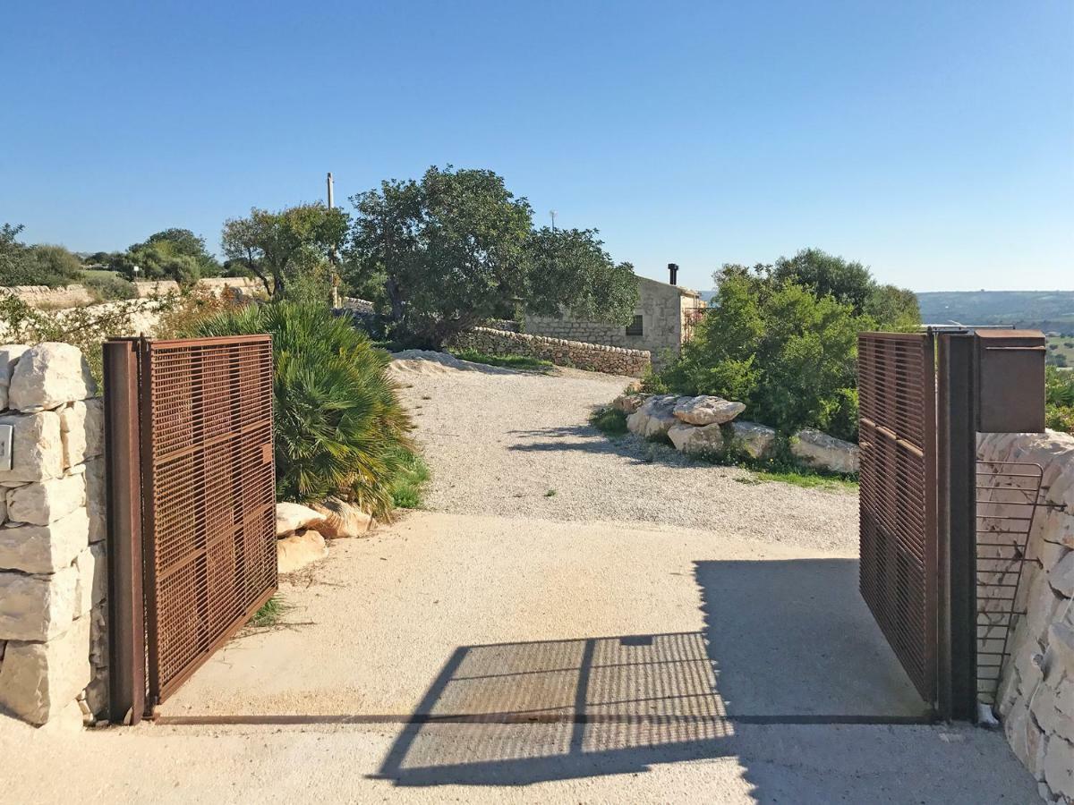 Appartement Casina Lanterne à Marina di Ragusa Extérieur photo